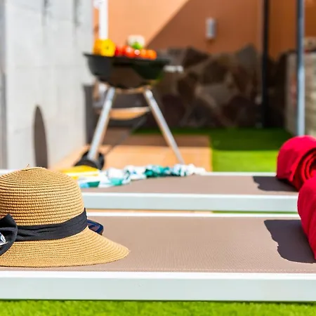 ヴィラ Melyna Private Heated Pool