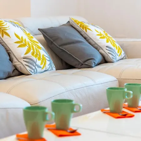 Villa Melyna Private Heated Pool