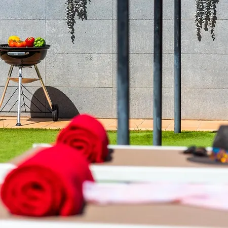 Melyna Private Heated Pool Villa *