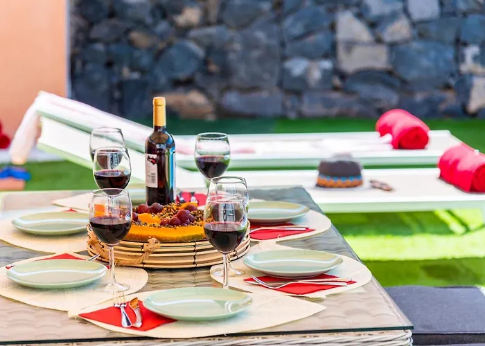 Вілла Melyna Private Heated Pool