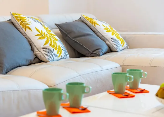 Вілла Melyna Private Heated Pool